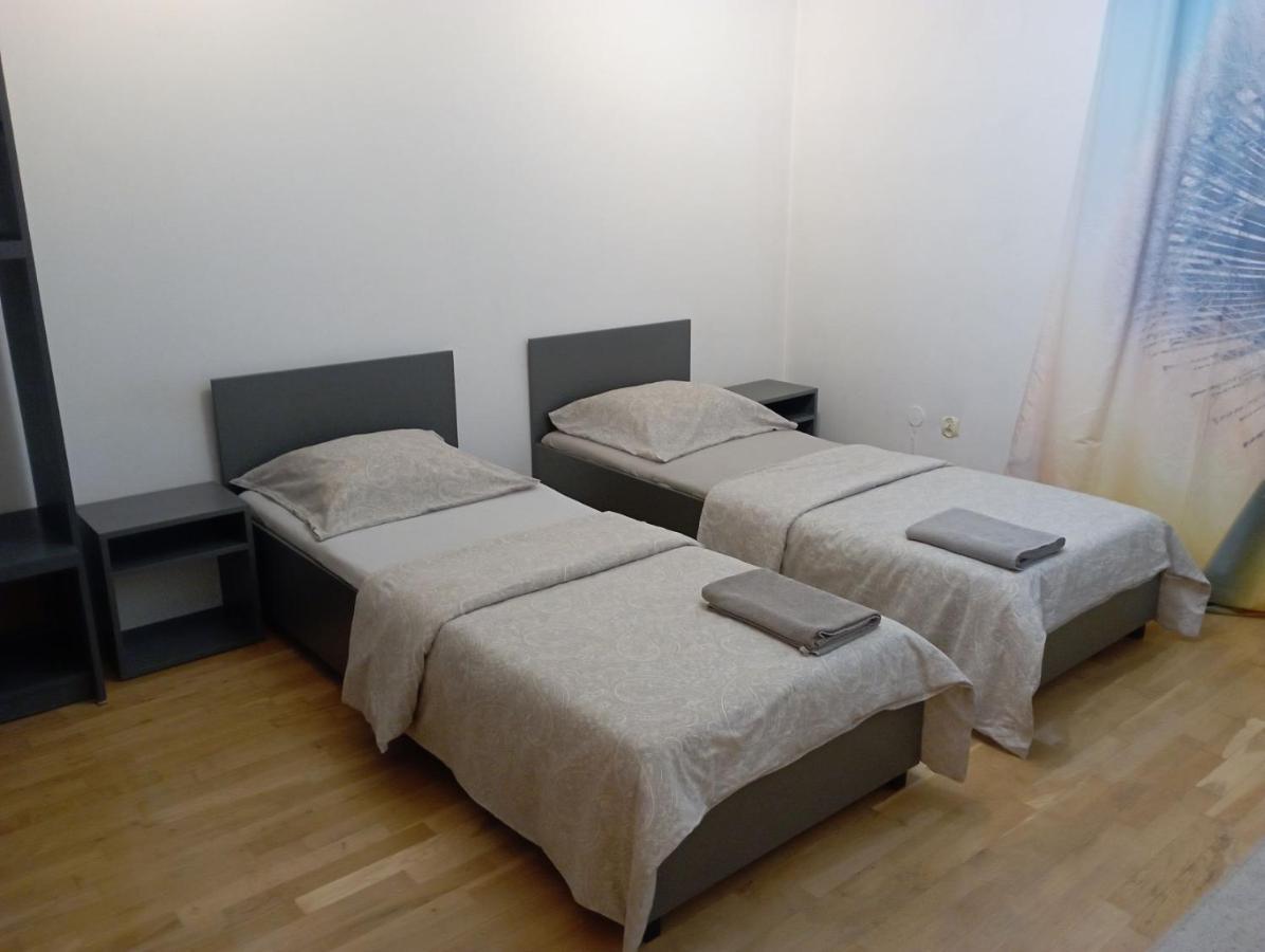 Meier House Wawer Hotel Varsó Kültér fotó