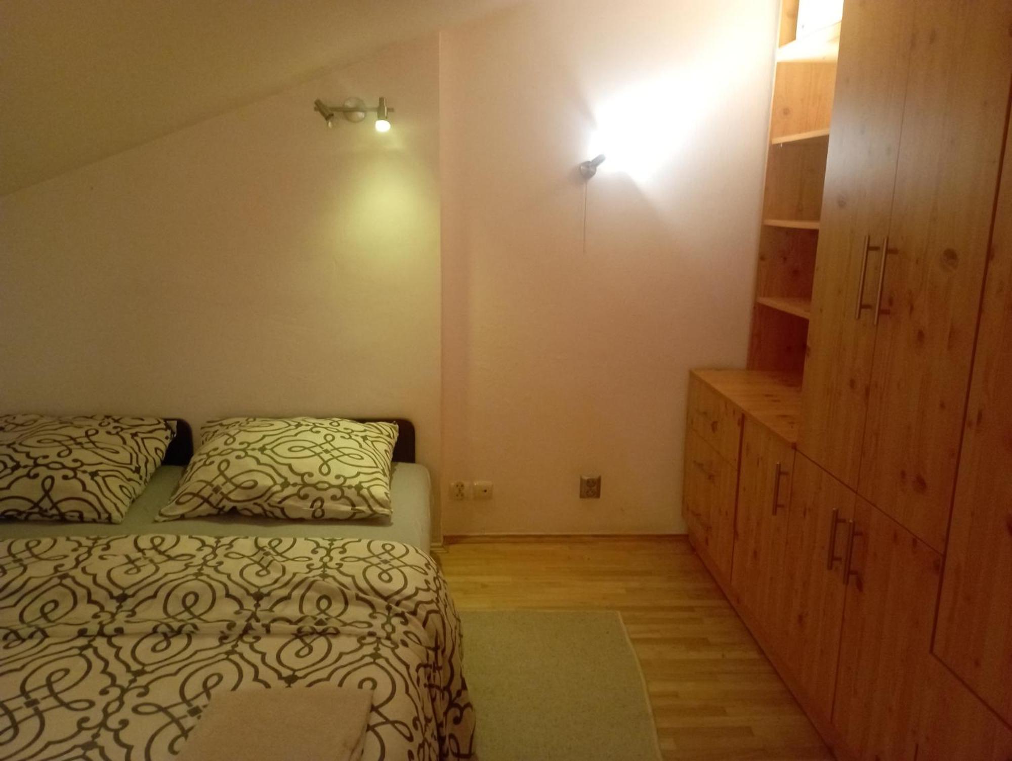 Meier House Wawer Hotel Varsó Kültér fotó